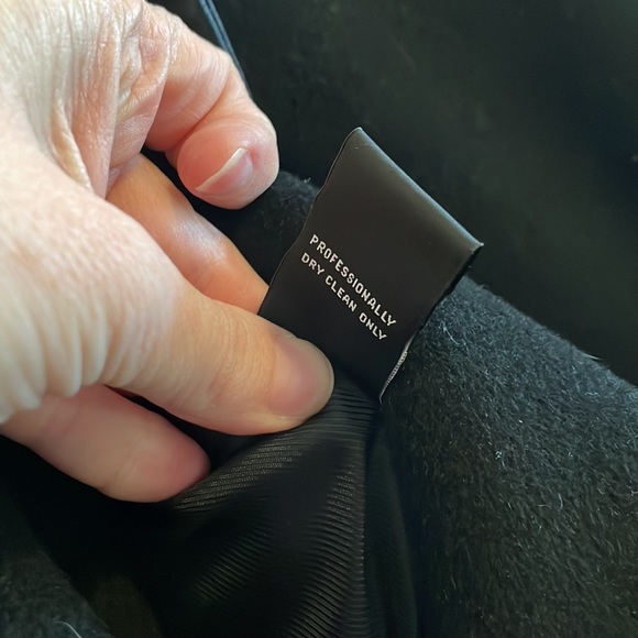 Ellen Tracy Long Black Belted Wool Wrap Coat. Women’s Size 2. - Picture 8 of 16